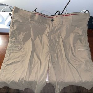 Wranglers men’s cargo shorts